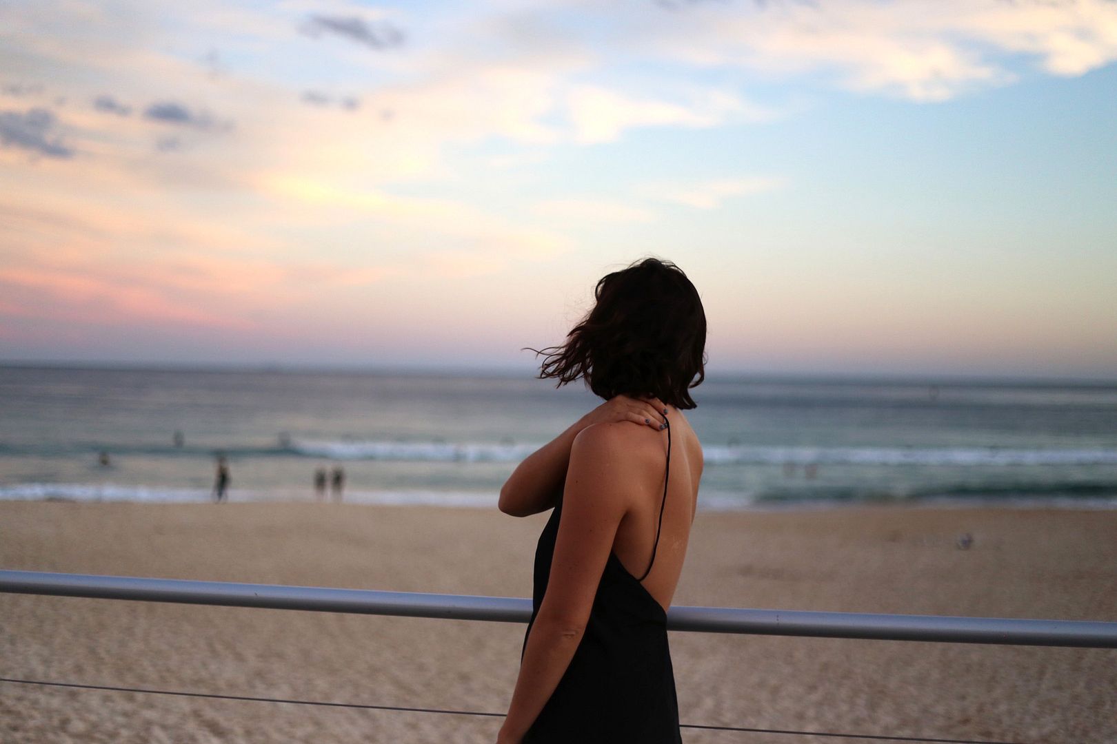 photo Black slip dress low back Emma Hoareau_zpst4o2lf9w.jpg