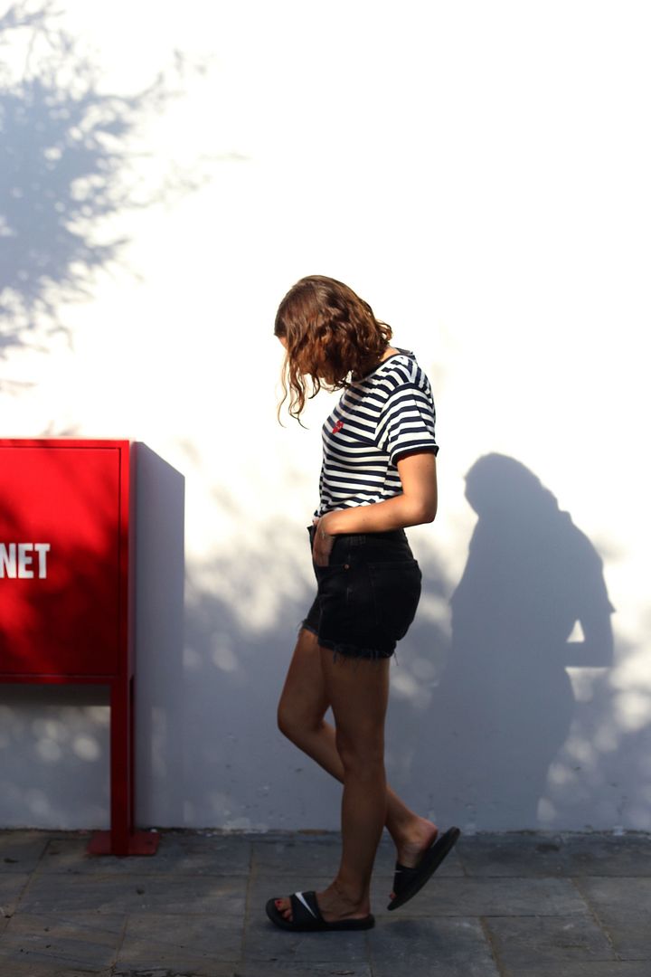  photo emmahoareaucommesdesgarconstshirtleviscutoffsdenimshortsoutfitnike_zps19d7ab90.jpg