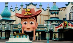 Tokyo Disney Sea Toy Story Mania - New Videos !