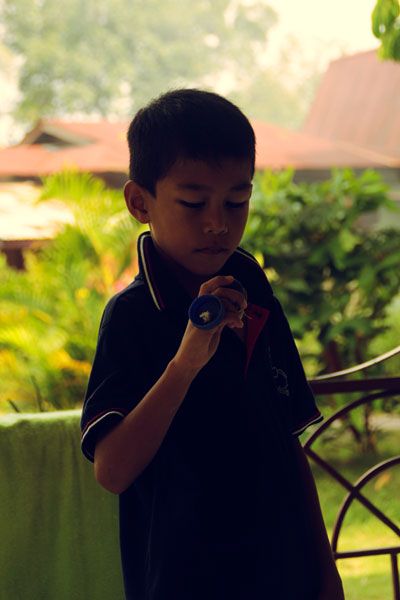 abang ngah main gasing pangkah abang ngah main gasing pangkah
