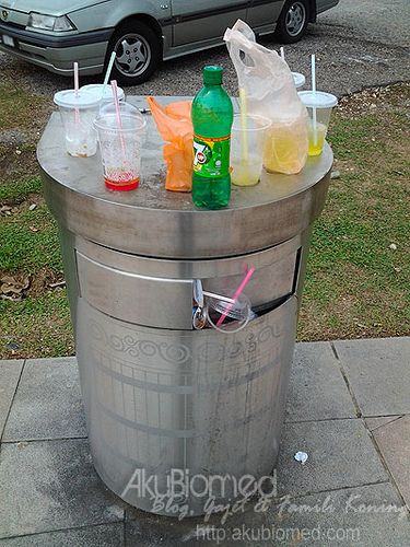 Buang sampah <u>Oh Malaysian</u>