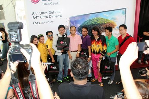 pemenang peraduan berkumpulan