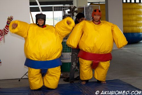 jumbo sumo wrestler competition