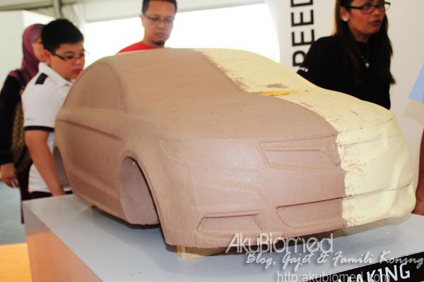 Model clay