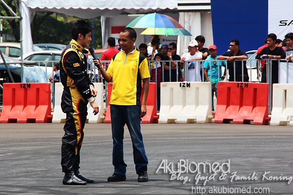 Ho Pin Tung pemandu kereta F1 Lotus
