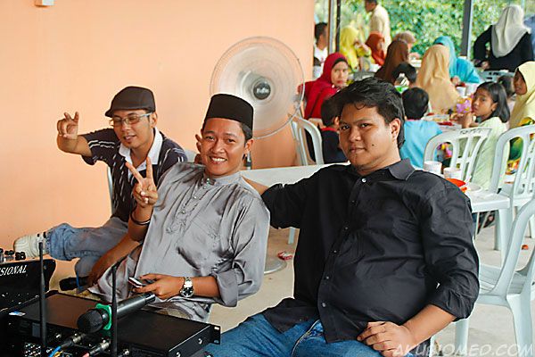 boni kacak dan acul