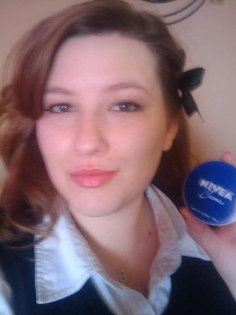 nivea,lips