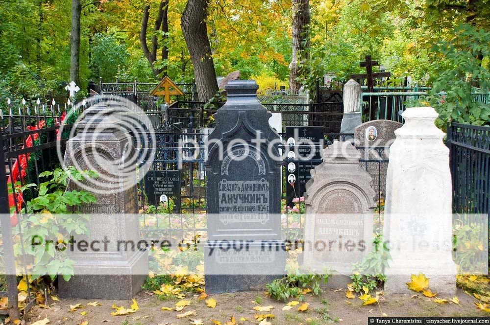 Памятник джигарханяну на ваганьковском кладбище фото